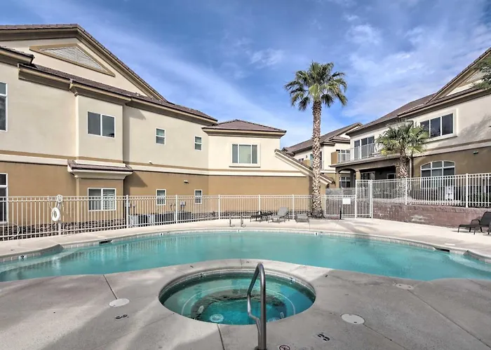 Desert W/ Pool ~ 3 Miles To Colorado River! *
