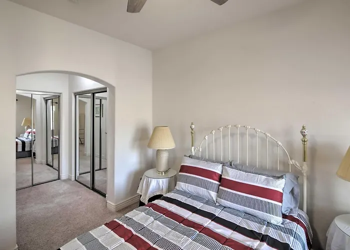 Desert W/ Pool ~ 3 Miles To Colorado River! Holiday home *