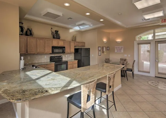 Desert W/ Pool ~ 3 Miles To Colorado River! * Bullhead City